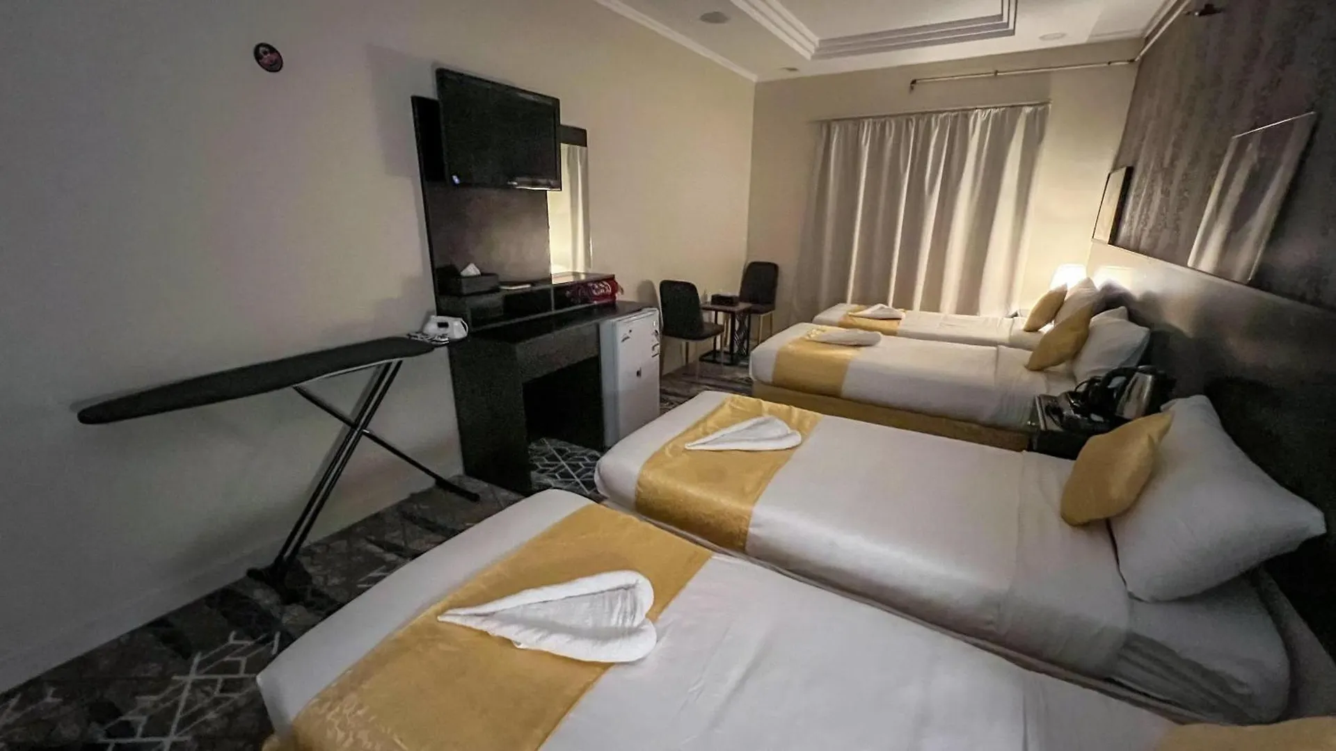 فندق اركان المطاف يوجد لدينا باص Mecca